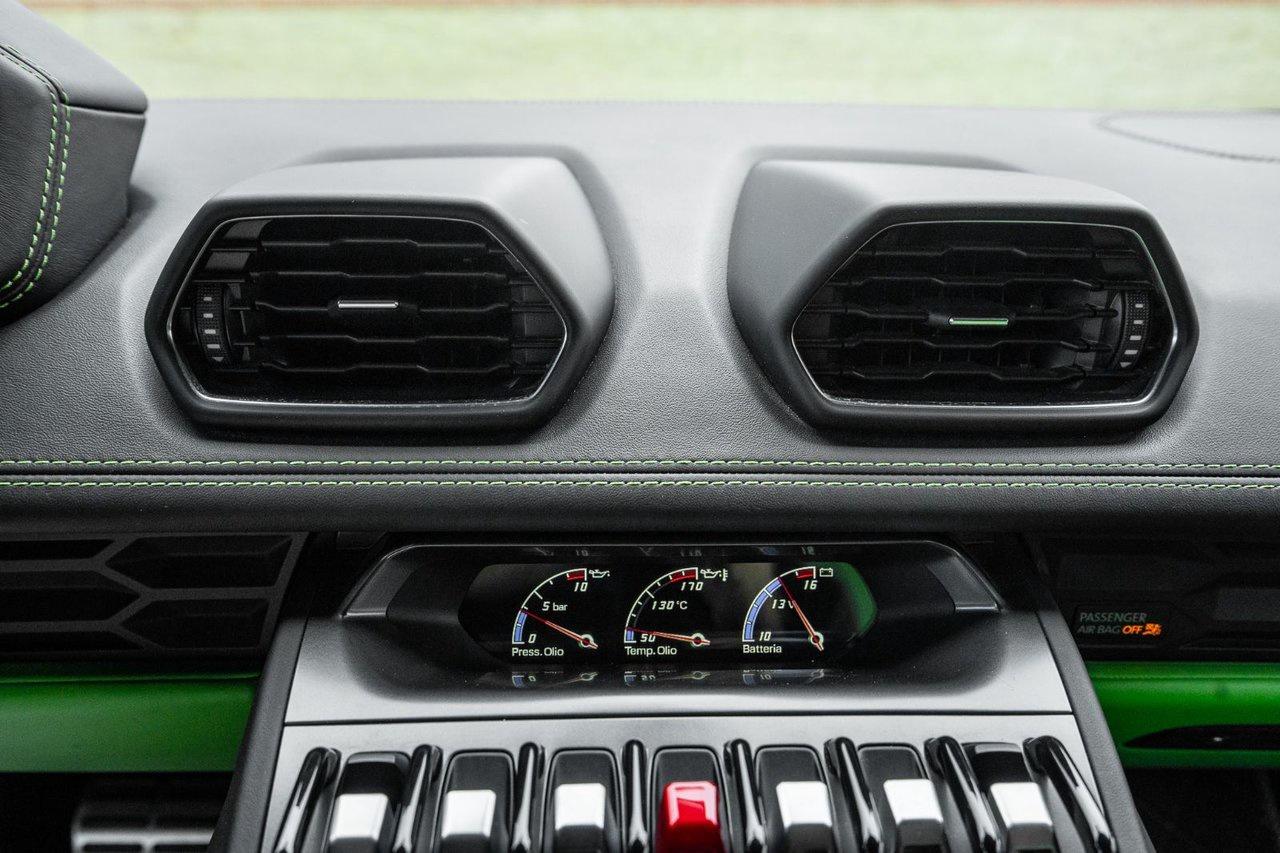 2016 Lamborghini Huracan LP 610-4 Photo