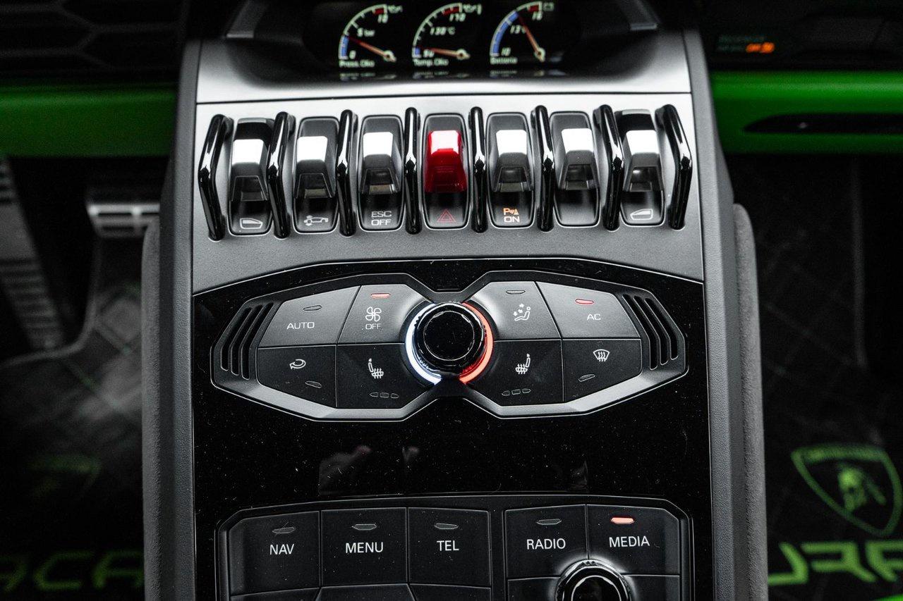 2016 Lamborghini Huracan LP 610-4 Photo