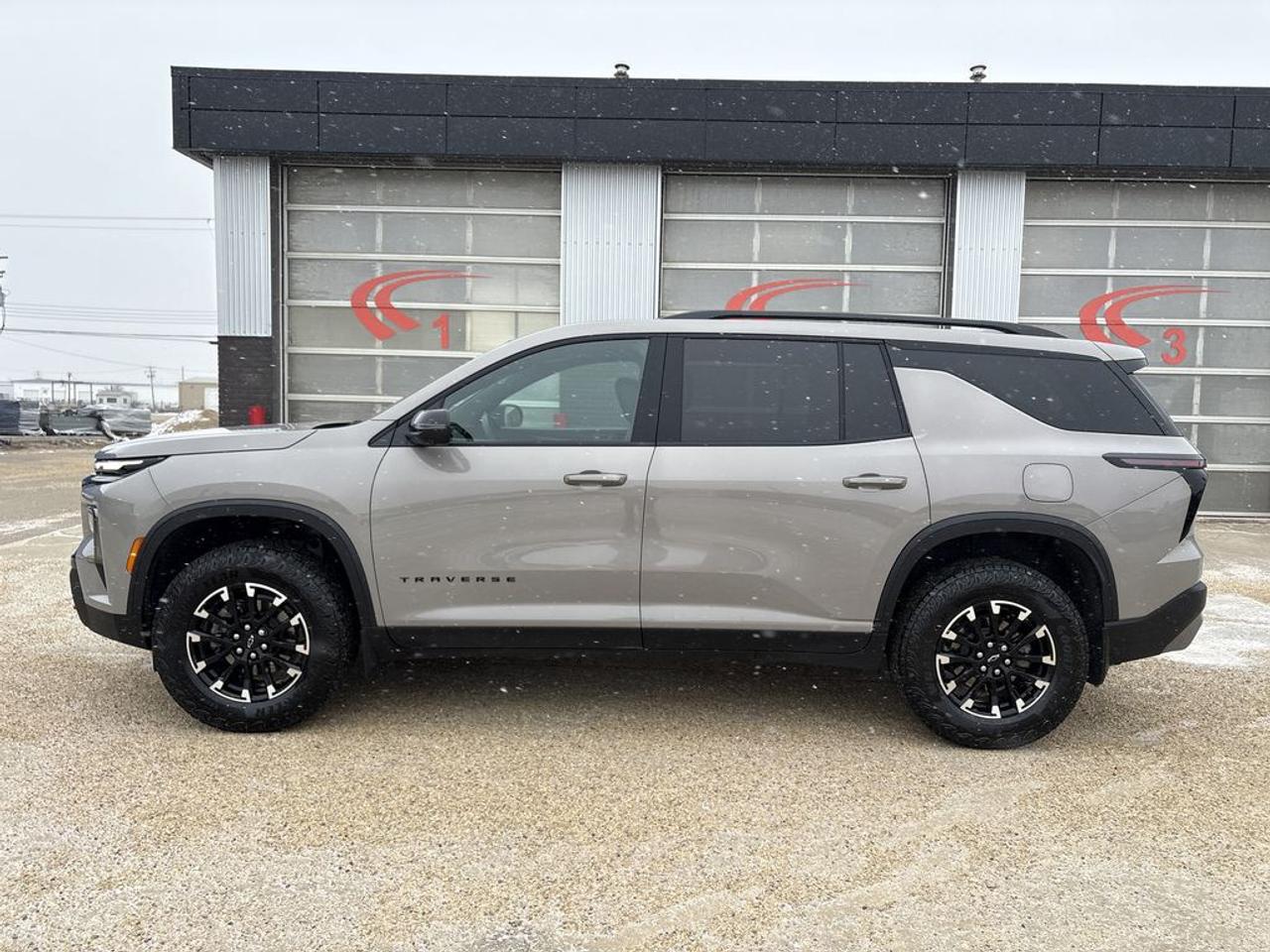 2026 Chevrolet Traverse Z71 Photo3