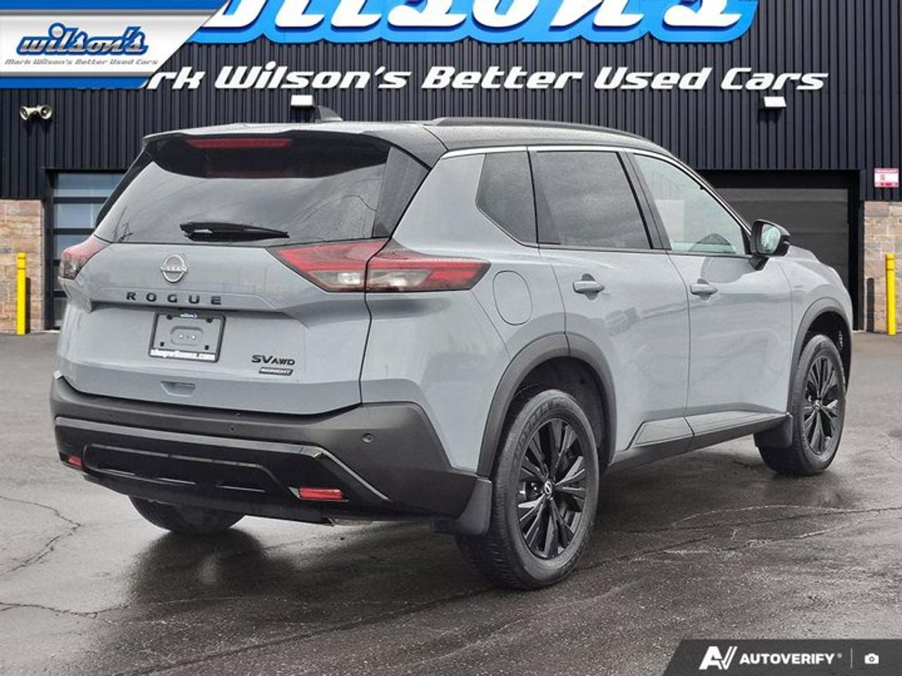 2023 Nissan Rogue SV Midnight Edition AWD | Leather | Pano Roof | Heated Seats + Steering | Remote Start | and More ! Photo