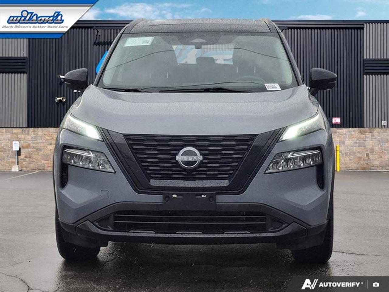 2023 Nissan Rogue SV Midnight Edition AWD | Leather | Pano Roof | Heated Seats + Steering | Remote Start | and More ! Photo