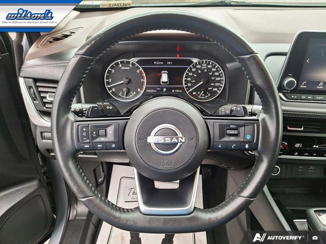 2023 Nissan Rogue SV Midnight Edition AWD | Leather | Pano Roof | Heated Seats + Steering | Remote Start | and More ! Photo