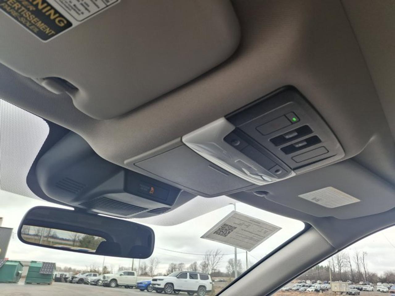 2023 Nissan Rogue SV AWD | Pano Roof | Heated Seats + Steering | CarPlay | Remote Start | and More ! Photo
