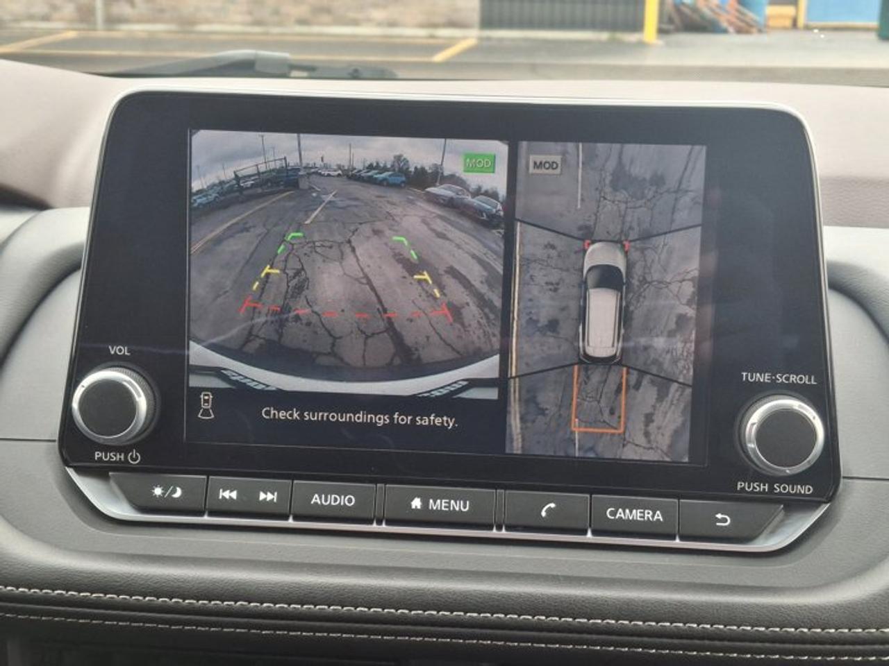 2023 Nissan Rogue SV AWD | Pano Roof | Heated Seats + Steering | CarPlay | Remote Start | and More ! Photo