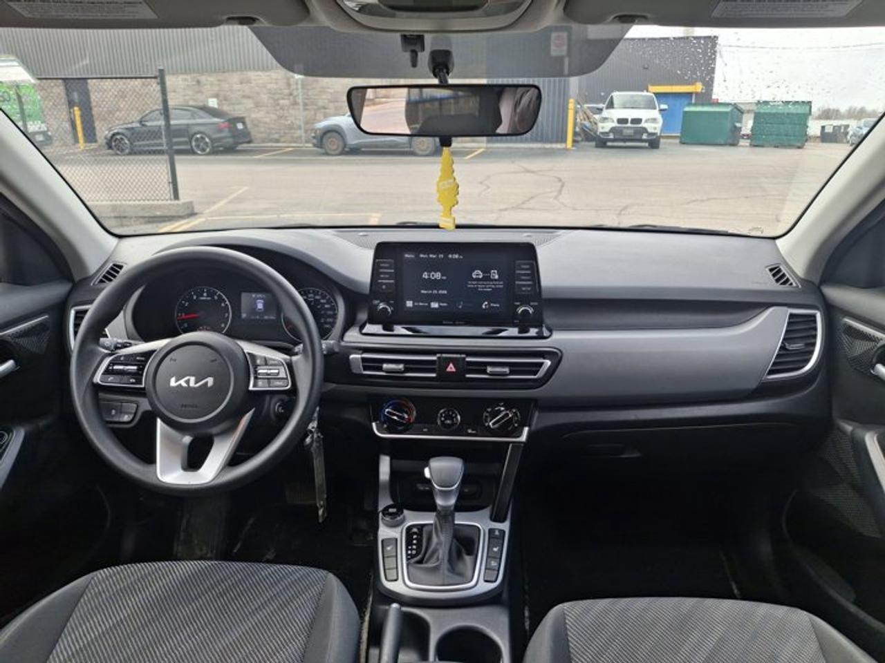 2023 Kia Seltos LX AWD | Heated Seats | CarPlay + Android | Rear Cam | Bluetooth | Alloy Wheels | and More ! Photo4