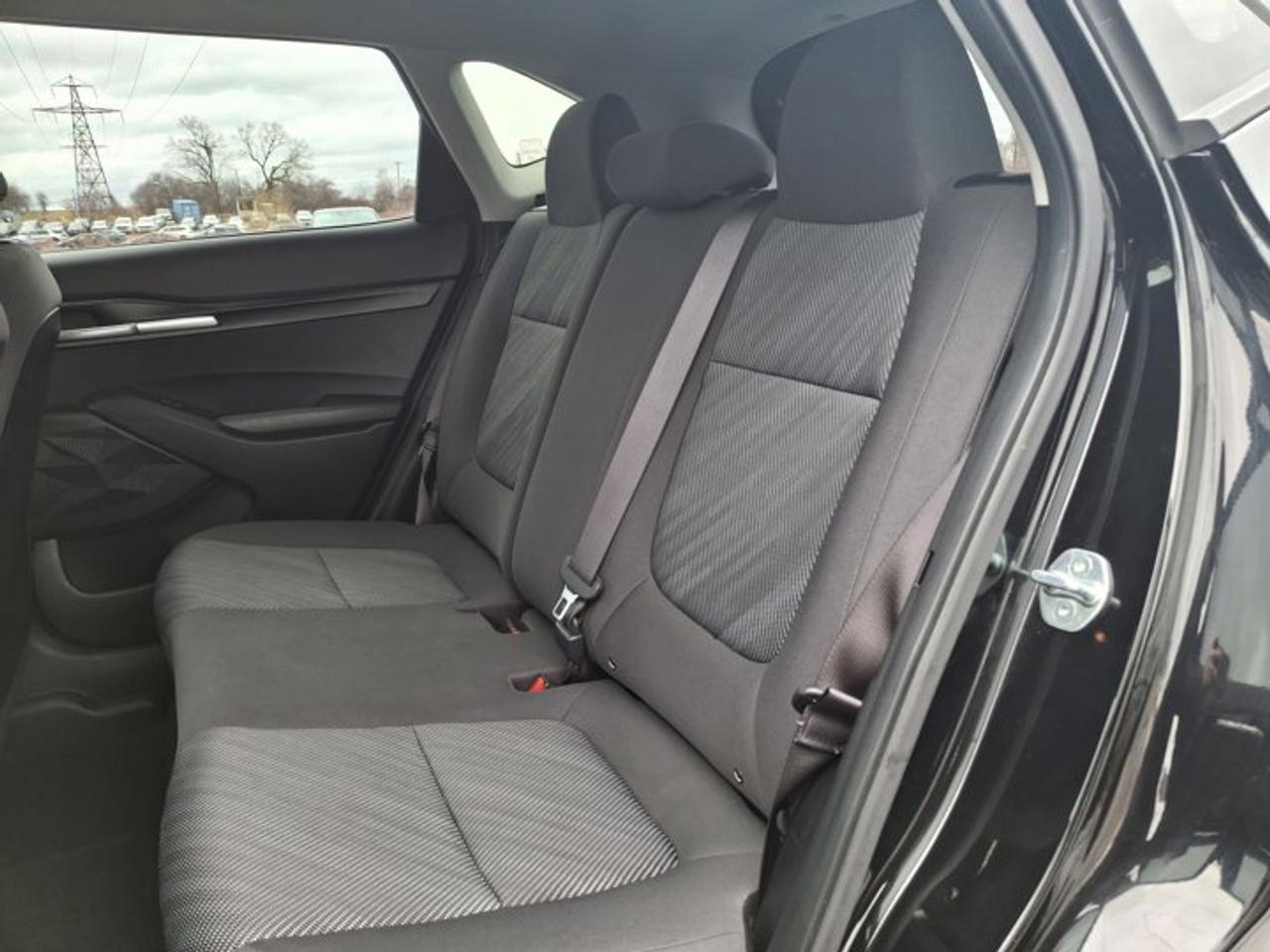 2023 Kia Seltos LX AWD | Heated Seats | CarPlay + Android | Rear Cam | Bluetooth | Alloy Wheels | and More ! Photo