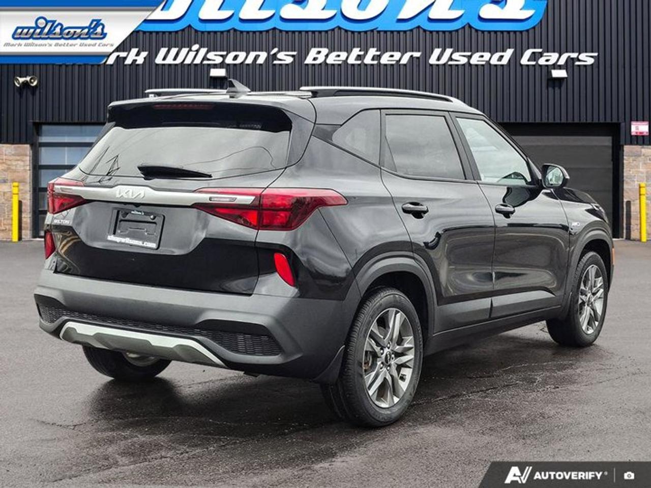 2023 Kia Seltos LX AWD | Heated Seats | CarPlay + Android | Rear Cam | Bluetooth | Alloy Wheels | and More ! Photo