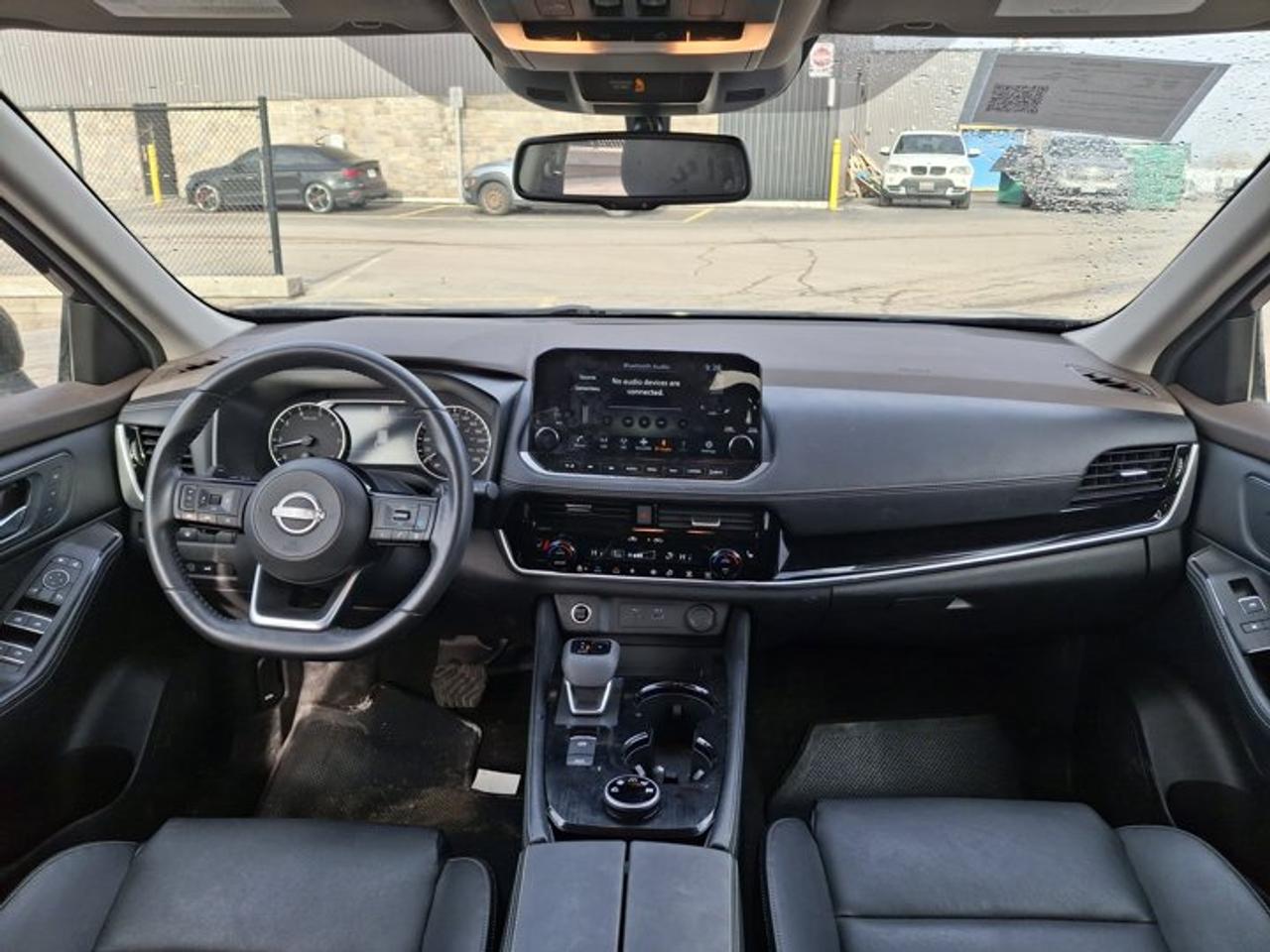 2023 Nissan Rogue SL AWD | Leather | Pano Roof | Nav | Heated Seats + Steering | CarPlay | Remote Start | and More ! Photo