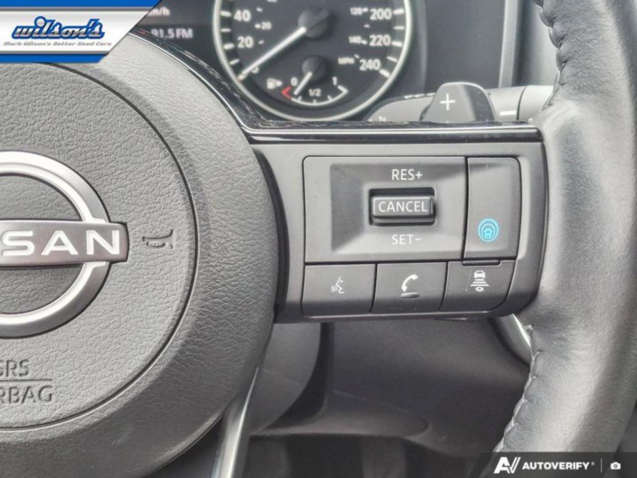 2023 Nissan Rogue SL AWD | Leather | Pano Roof | Nav | Heated Seats + Steering | CarPlay | Remote Start | and More ! Photo