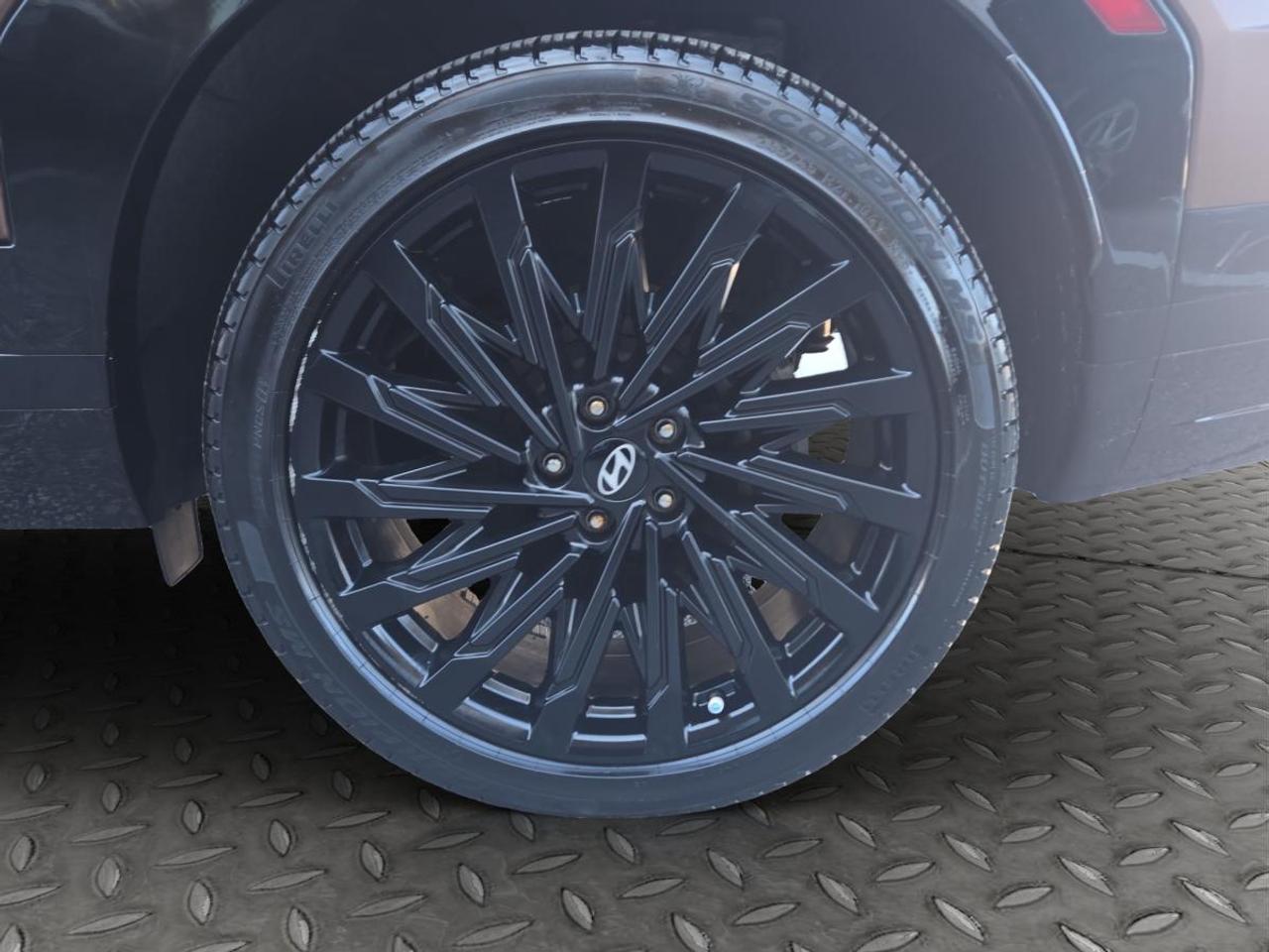 2024 Hyundai Santa Fe Ultimate Calligraphy Photo