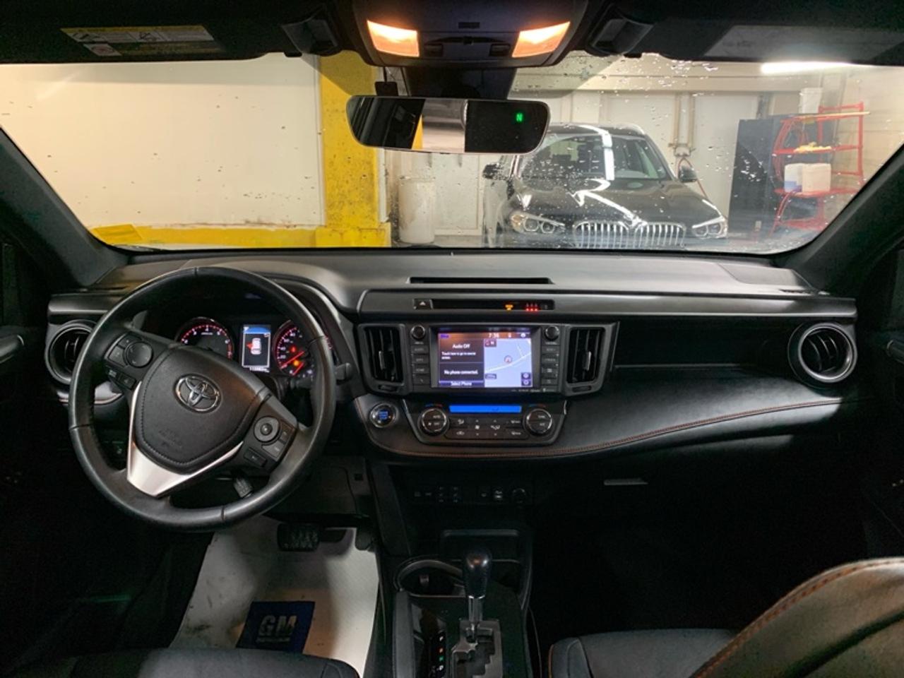 2018 Toyota RAV4 AWD SE  - Navigation -  Sunroof Photo