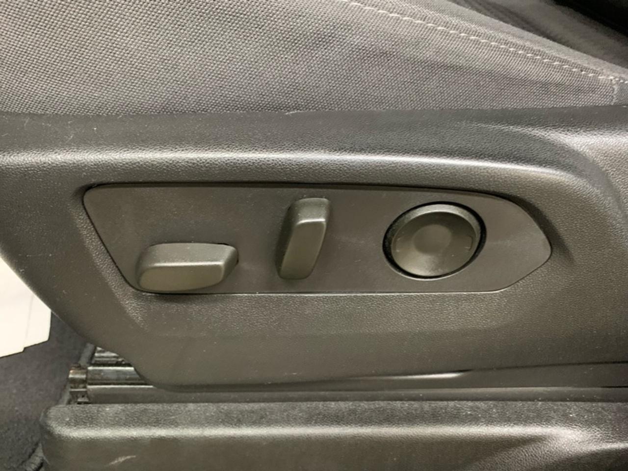 2024 GMC Yukon XL SLE  - Remote Start -  Android Auto Photo