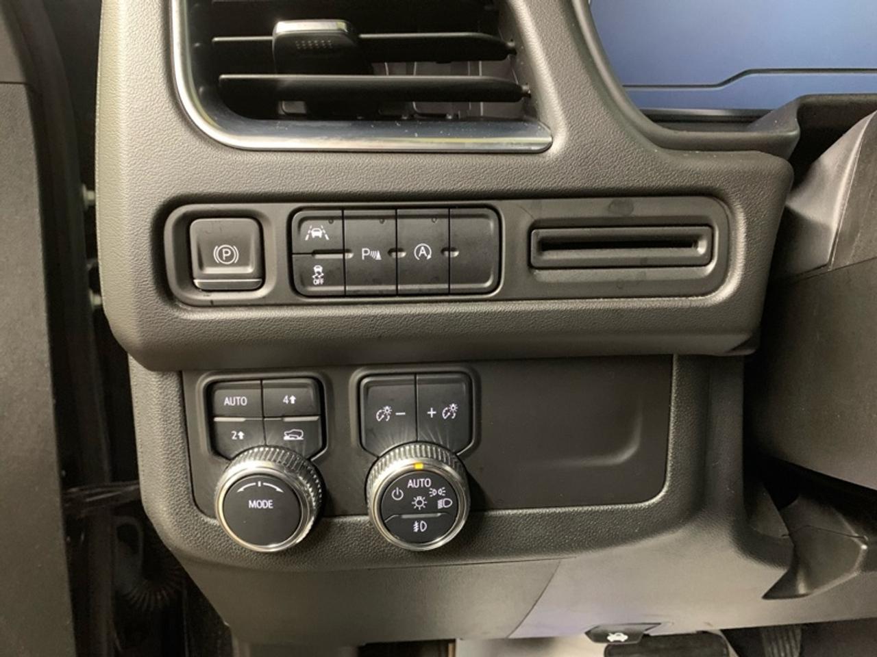 2024 GMC Yukon XL SLE  - Remote Start -  Android Auto Photo