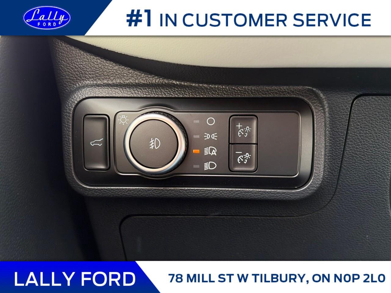 2026 Ford Explorer Platinum 4WD Photo