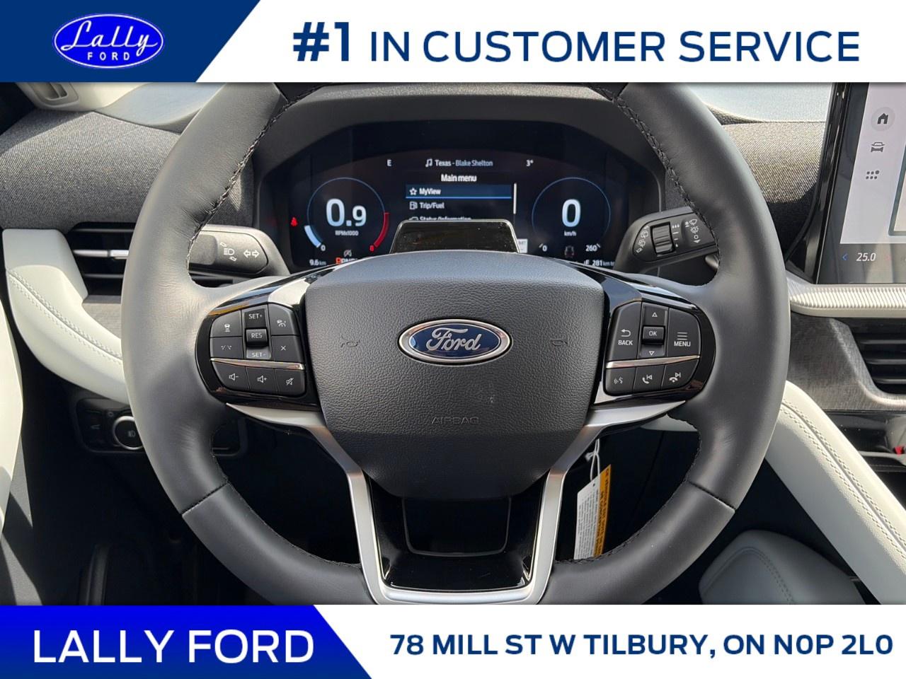 2026 Ford Explorer Platinum 4WD Photo