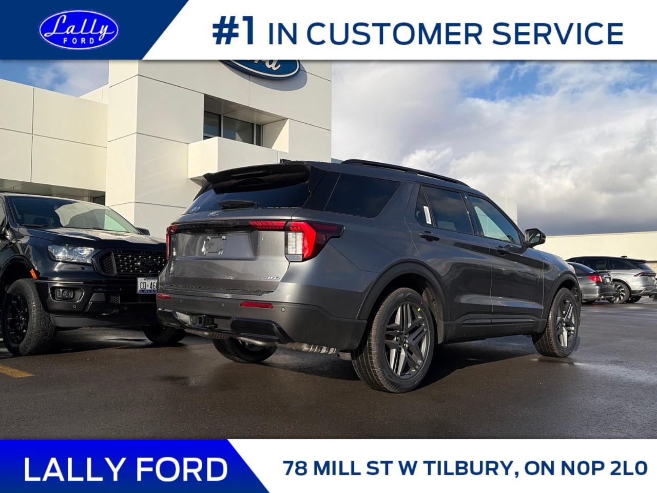 2026 Ford Explorer ST-Line 4WD Photo