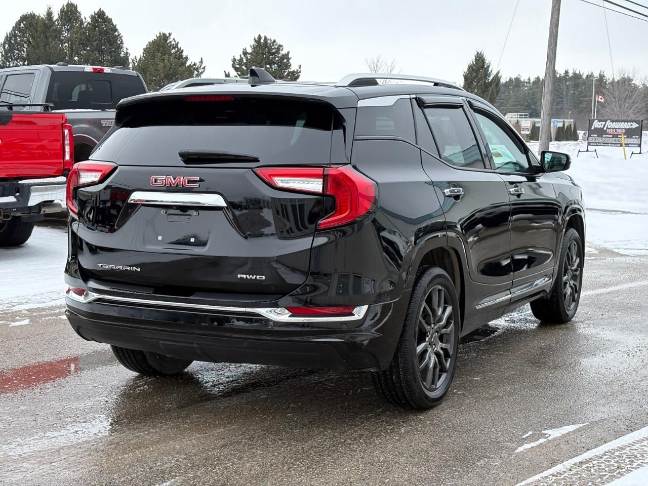 2023 GMC Terrain AWD Denali Photo