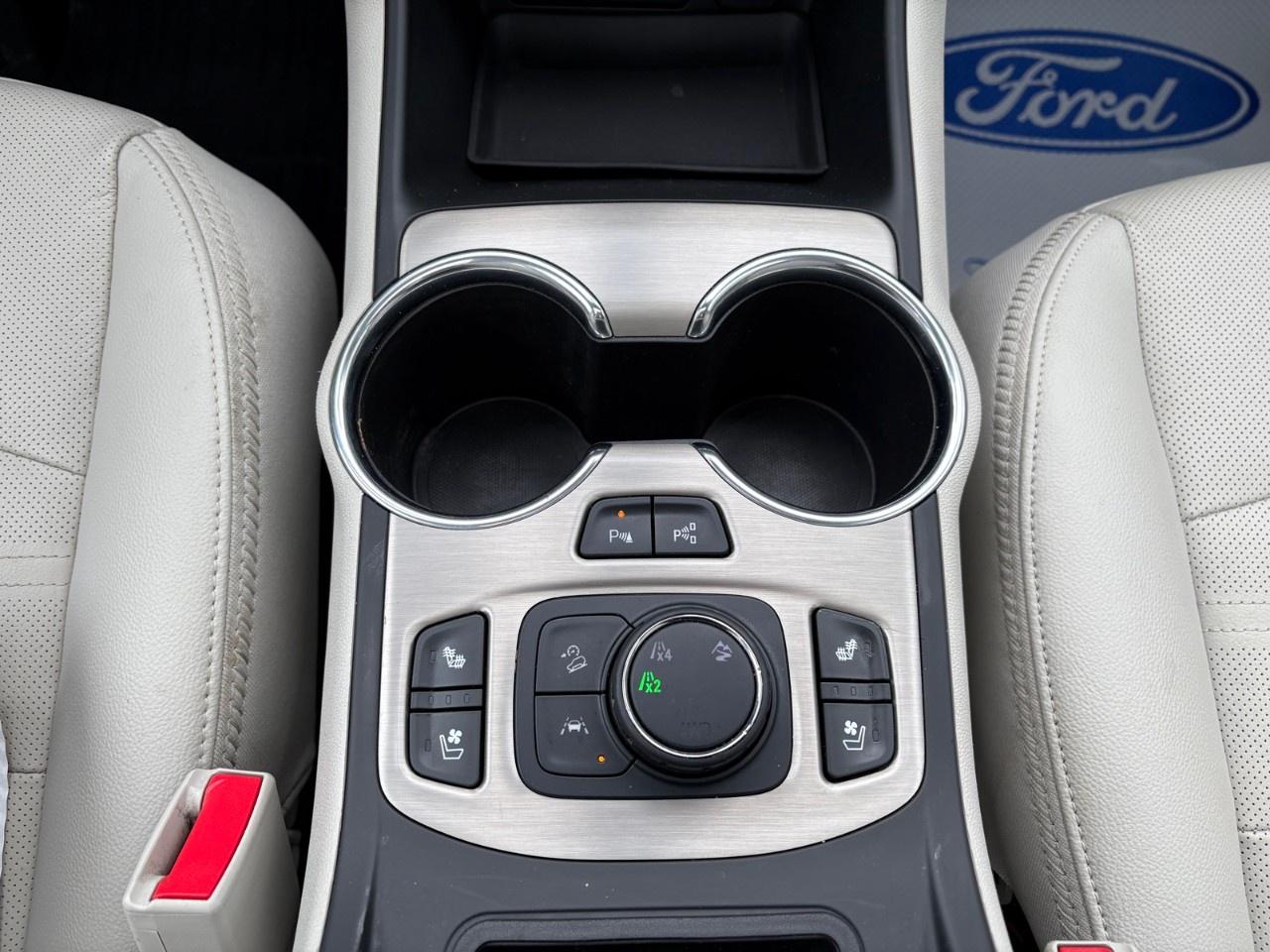 2023 GMC Terrain AWD Denali Photo