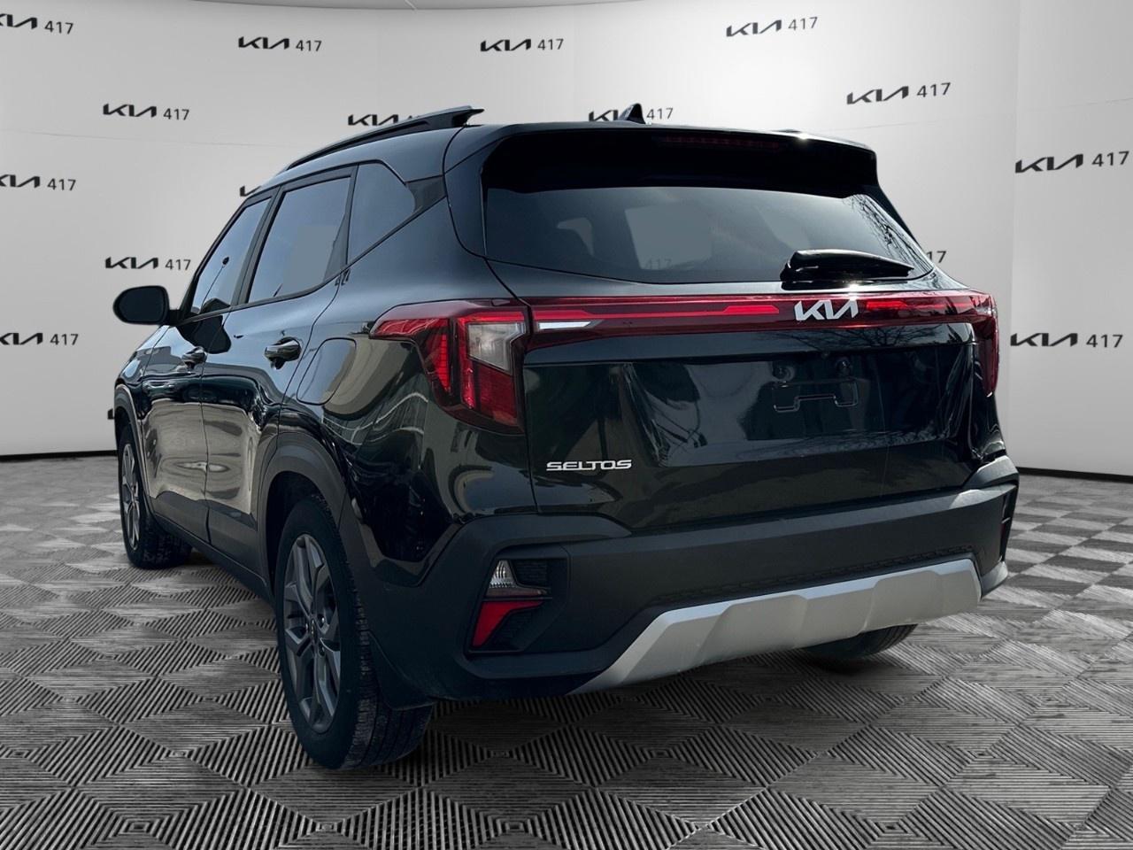 2024 Kia Seltos LX FWD Photo2