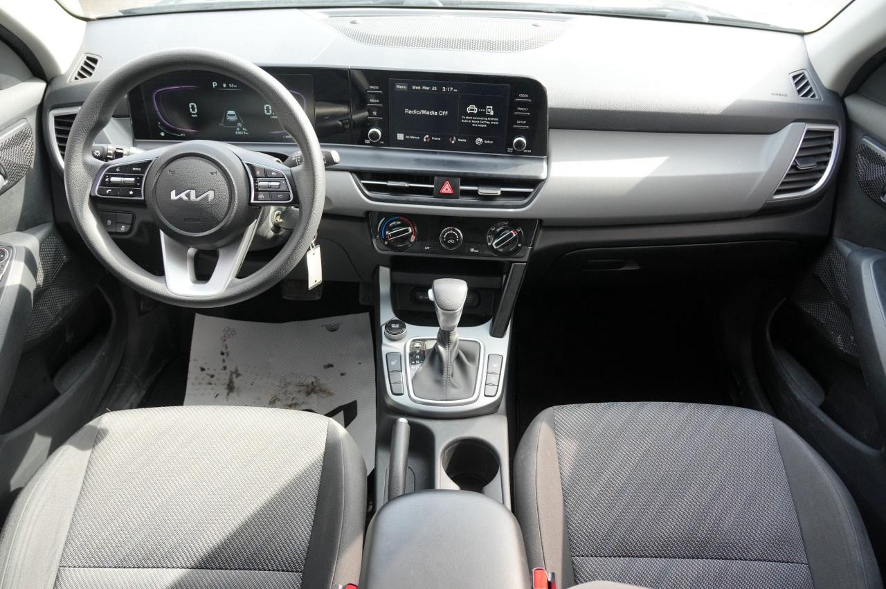 2024 Kia Seltos LX FWD Photo