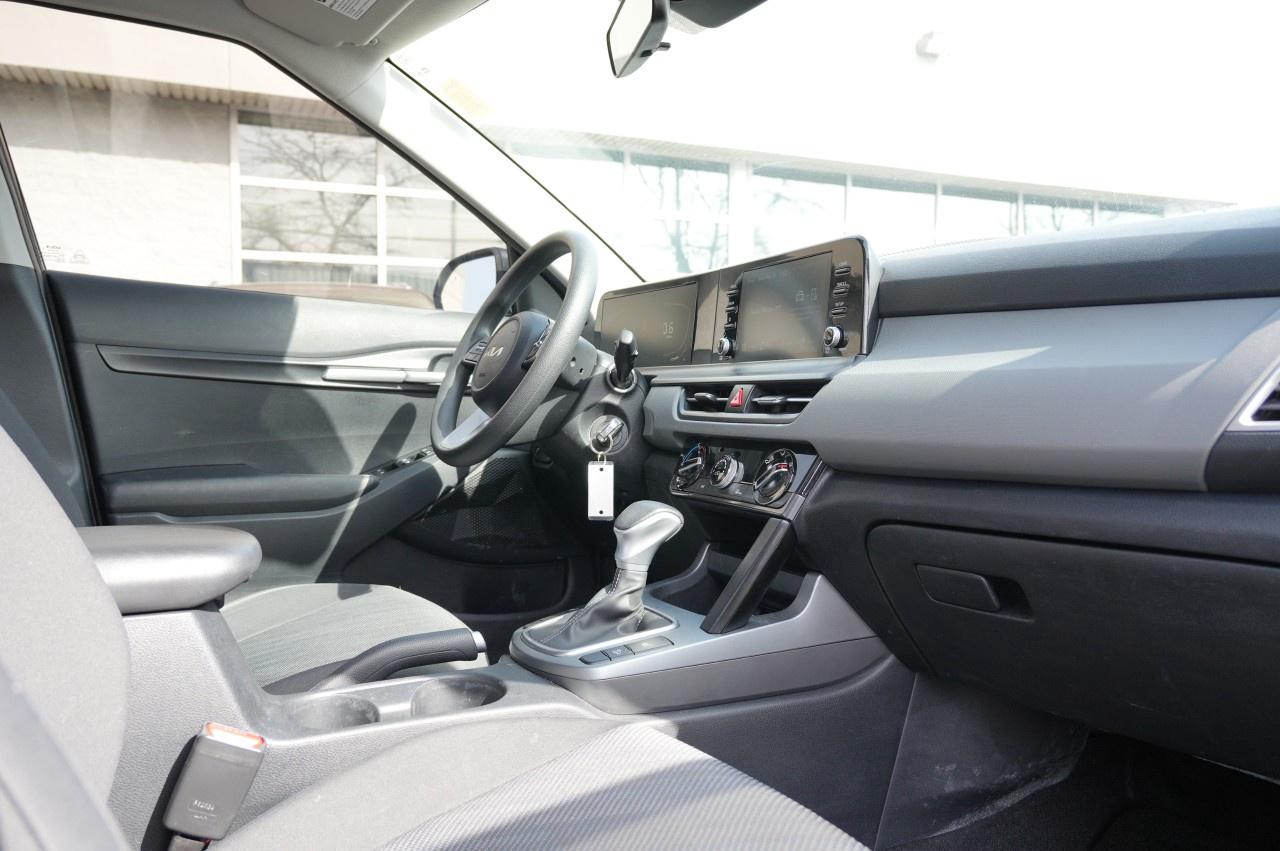 2024 Kia Seltos LX FWD Photo