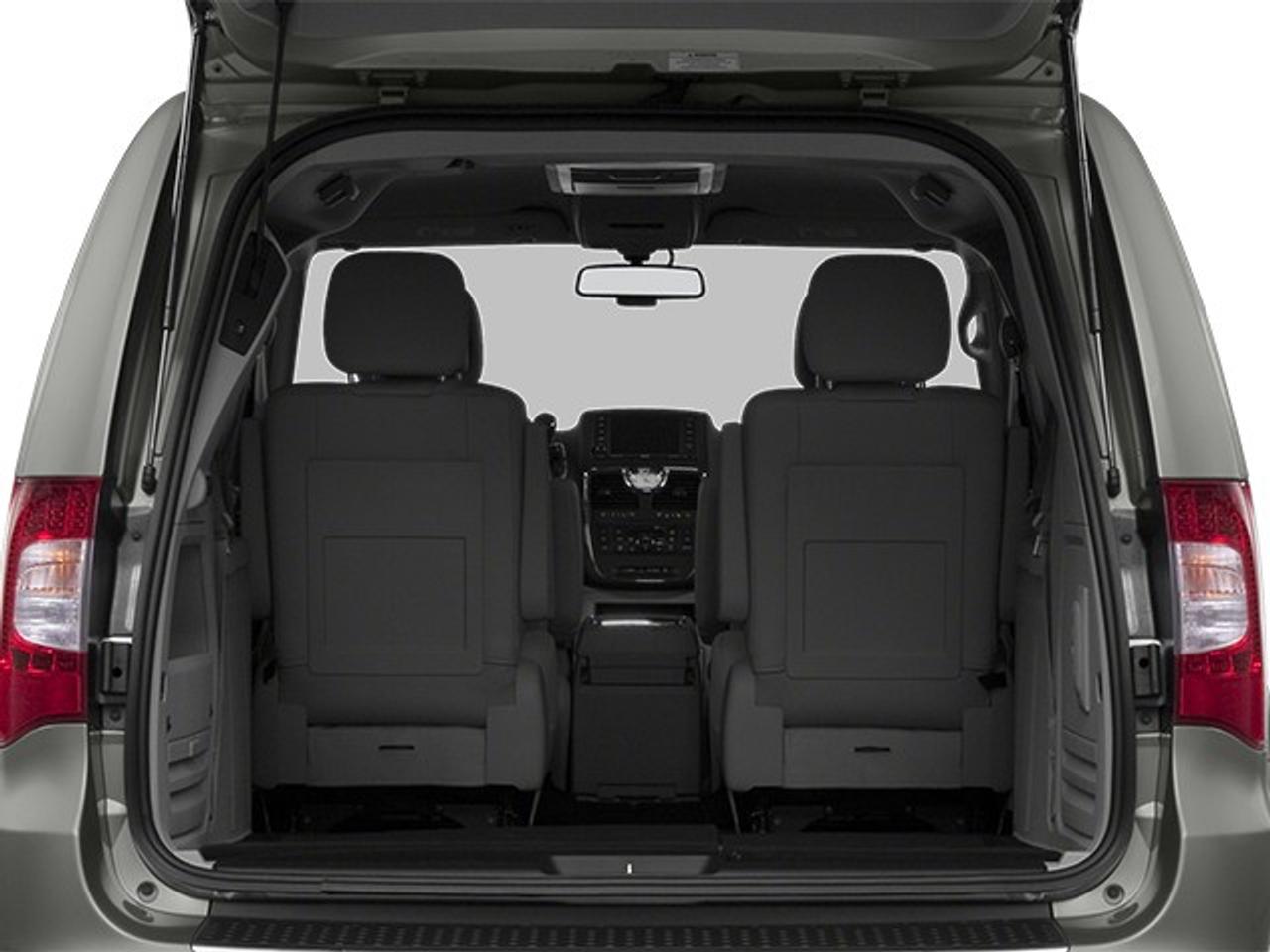 2013 Chrysler Town & Country 4DR WGN TOURING Photo