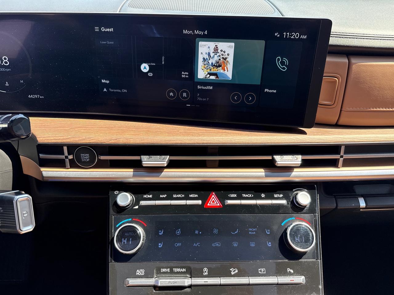 2024 Hyundai Santa Fe Luxury Photo