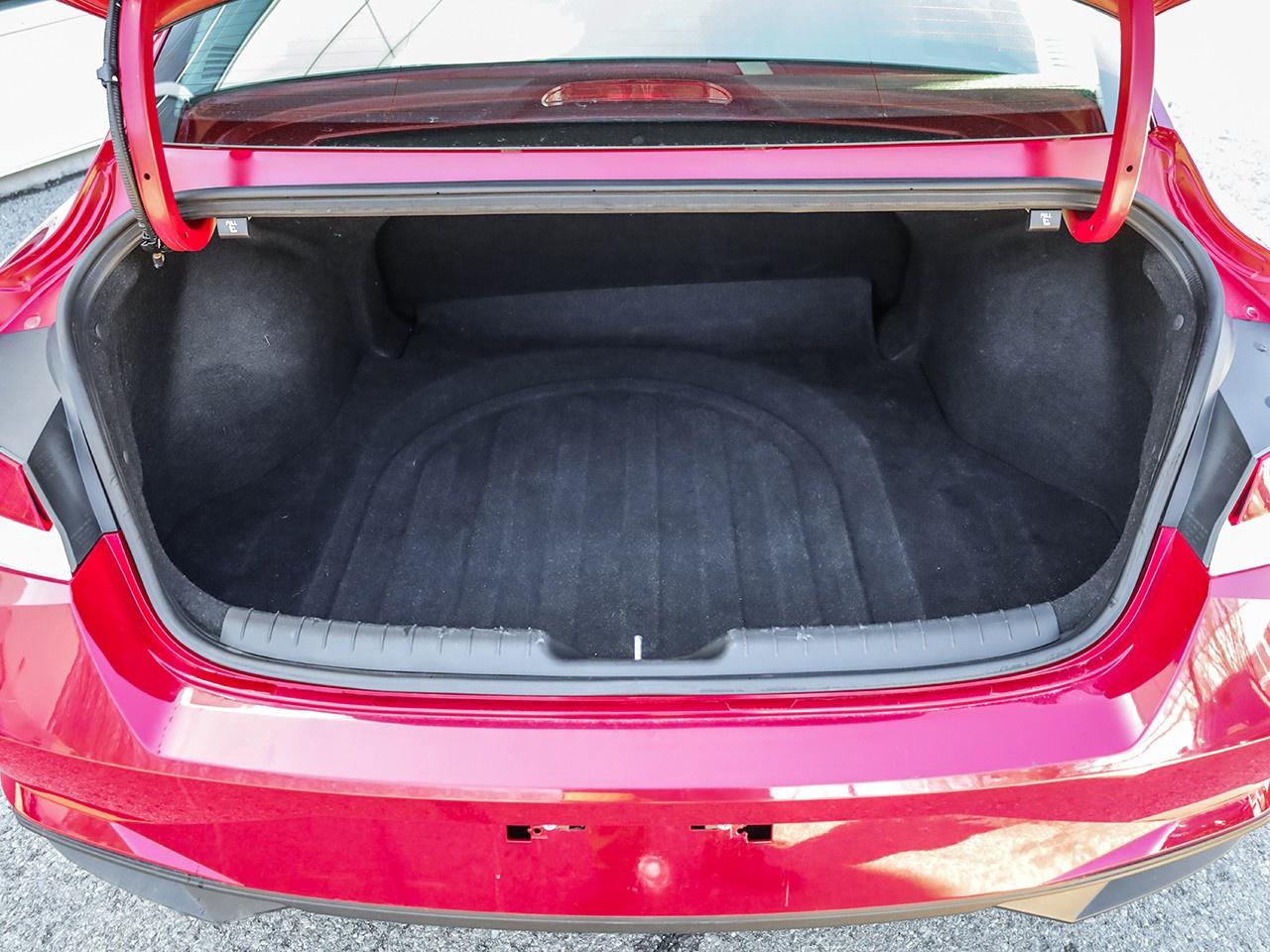 2021 Hyundai Elantra Preferred Photo