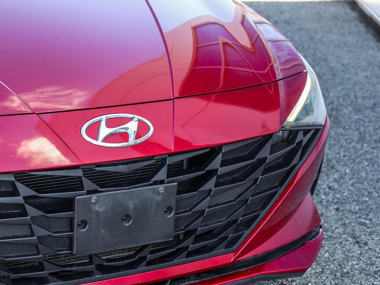 2021 Hyundai Elantra Preferred Photo