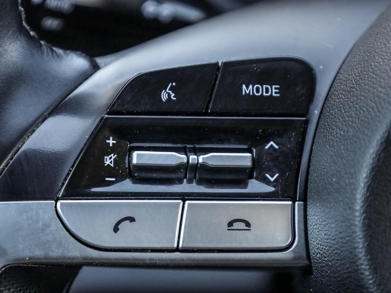 2021 Hyundai Elantra Preferred Photo