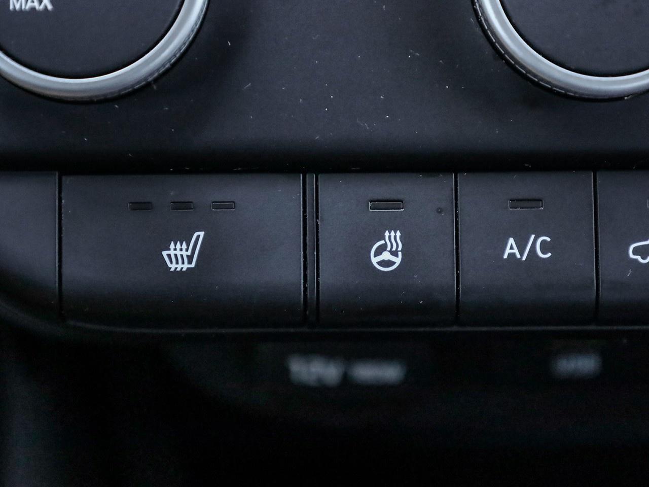 2021 Hyundai Elantra Preferred Photo