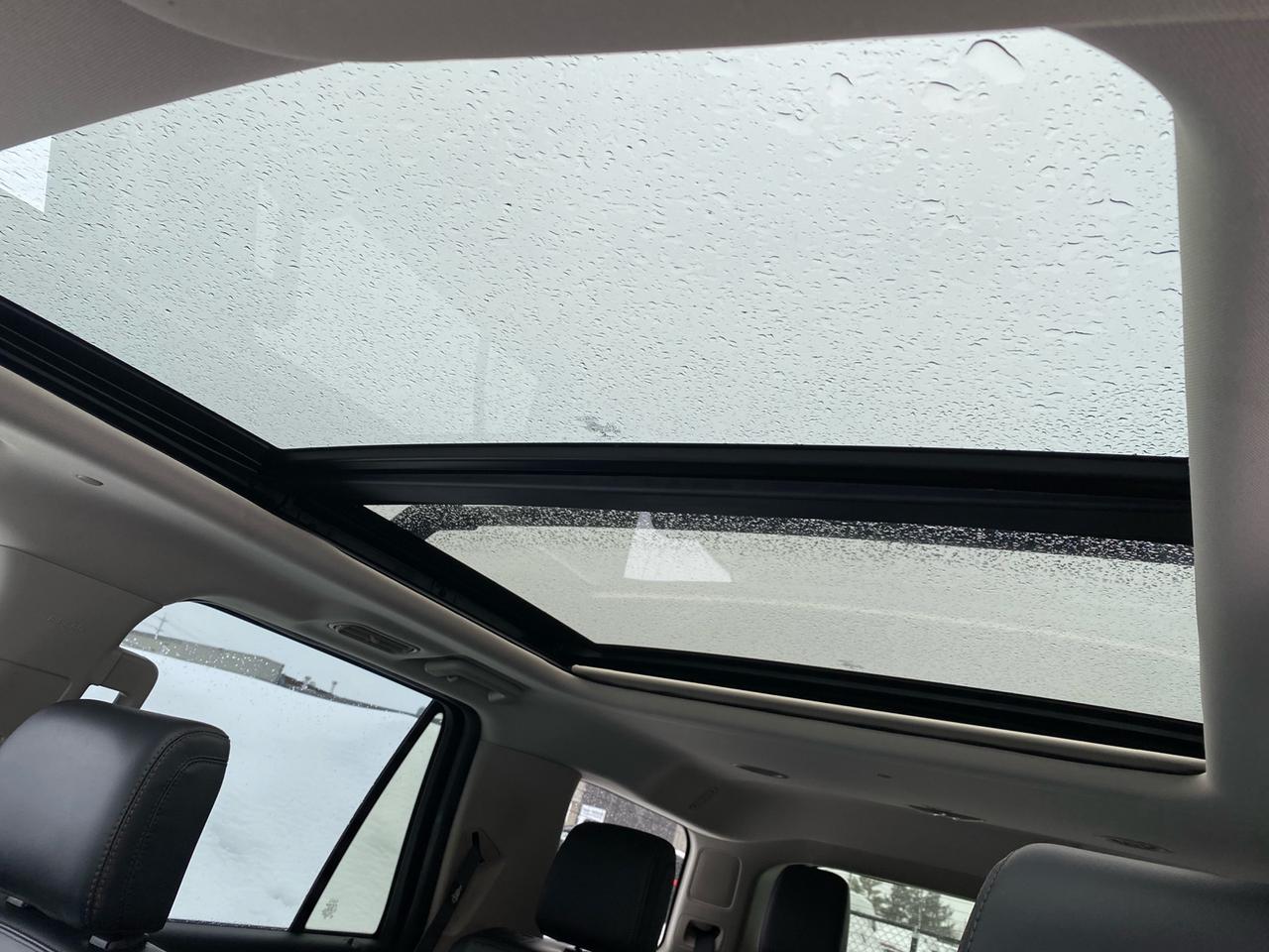 2021 Ford Expedition Platinum | 4WD | PANO ROOF | 8-Passenger Photo