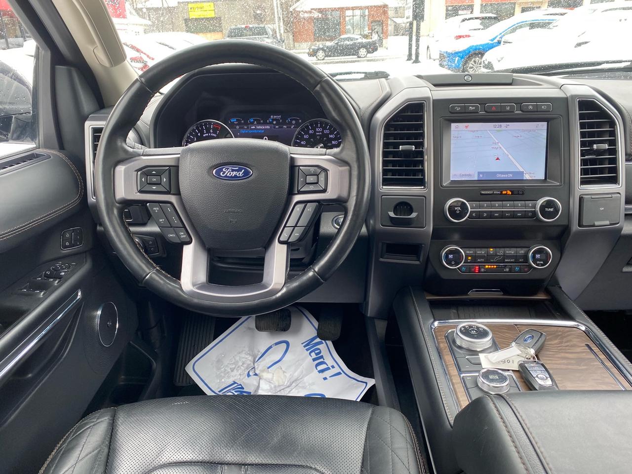 2021 Ford Expedition Platinum | 4WD | PANO ROOF | 8-Passenger Photo