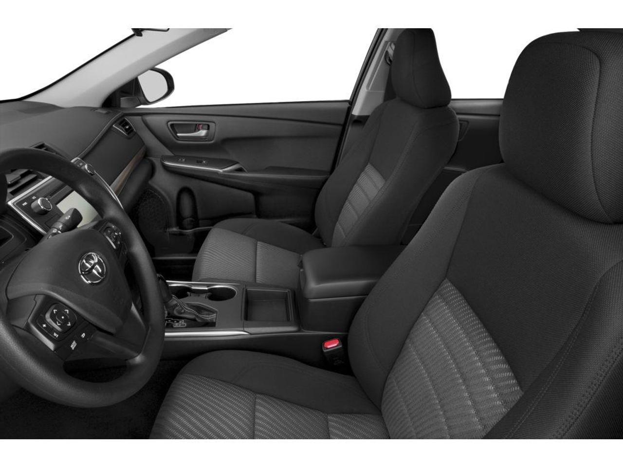 2017 Toyota Camry LE Photo