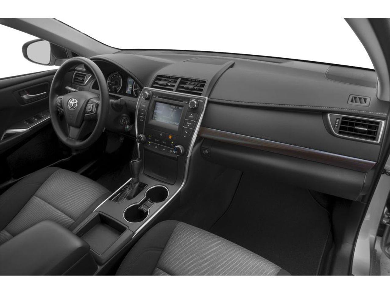 2017 Toyota Camry LE Photo