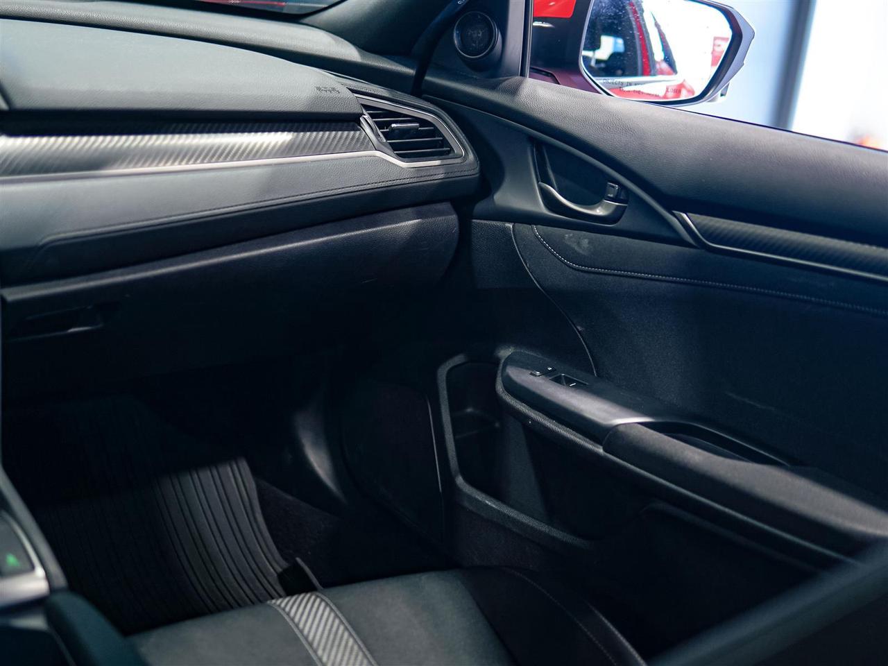 2019 Honda Civic SPORT | HATCHBACK | NO ACCIDENTS | SUNROOF Photo