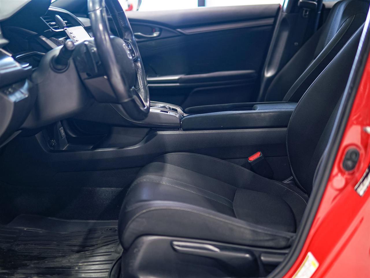 2019 Honda Civic SPORT | HATCHBACK | NO ACCIDENTS | SUNROOF Photo