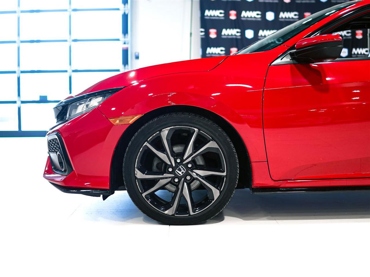 2019 Honda Civic SPORT | HATCHBACK | NO ACCIDENTS | SUNROOF Photo