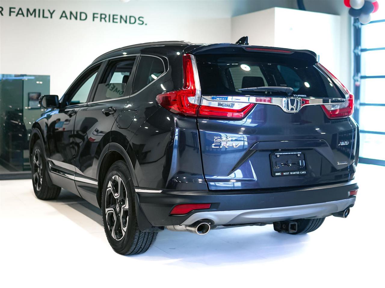2019 Honda CR-V TOURING AWD | NO ACCIDENTS | FULL SERVICE HISTORY Photo
