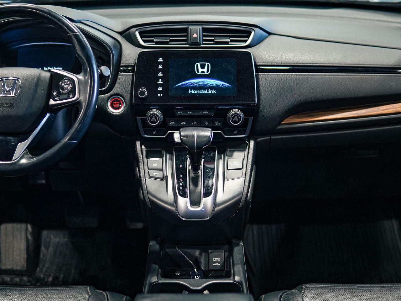 2019 Honda CR-V TOURING AWD | NO ACCIDENTS | FULL SERVICE HISTORY Photo