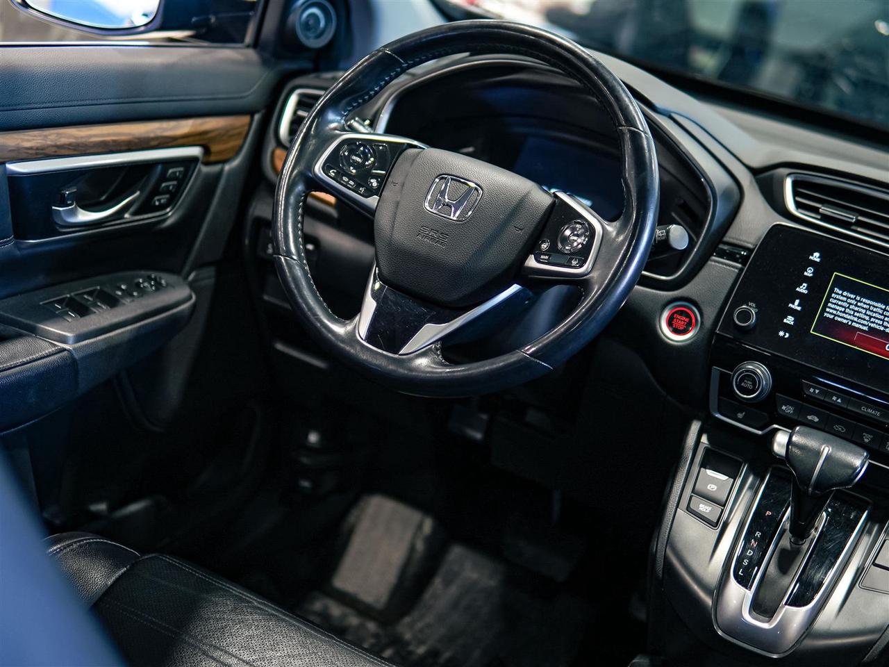 2019 Honda CR-V TOURING AWD | NO ACCIDENTS | FULL SERVICE HISTORY Photo