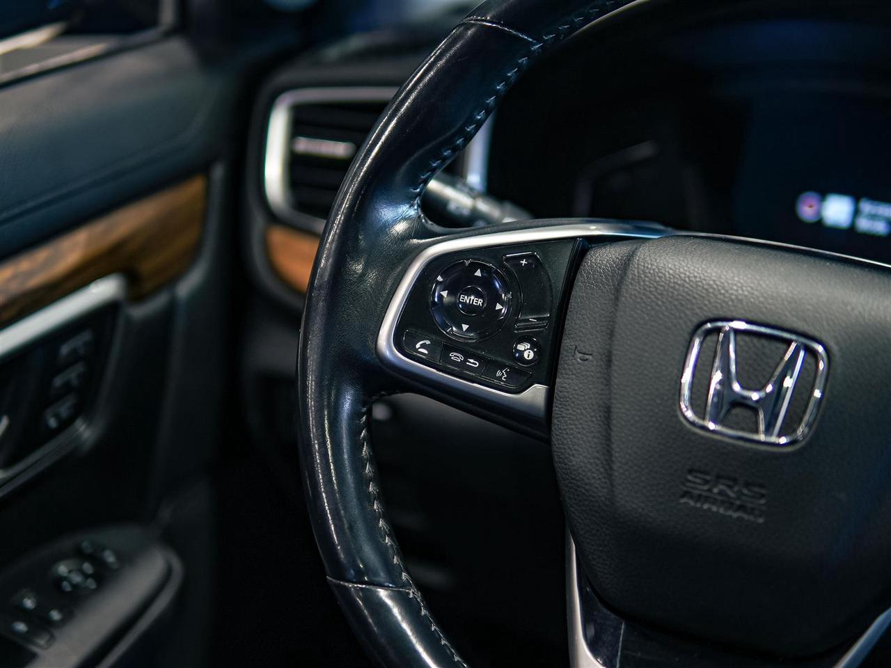 2019 Honda CR-V TOURING AWD | NO ACCIDENTS | FULL SERVICE HISTORY Photo