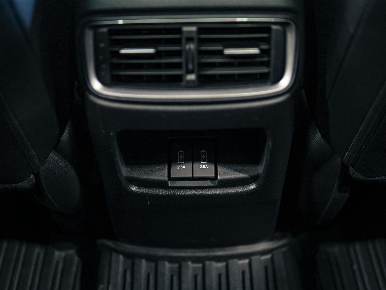 2019 Honda CR-V TOURING AWD | NO ACCIDENTS | FULL SERVICE HISTORY Photo