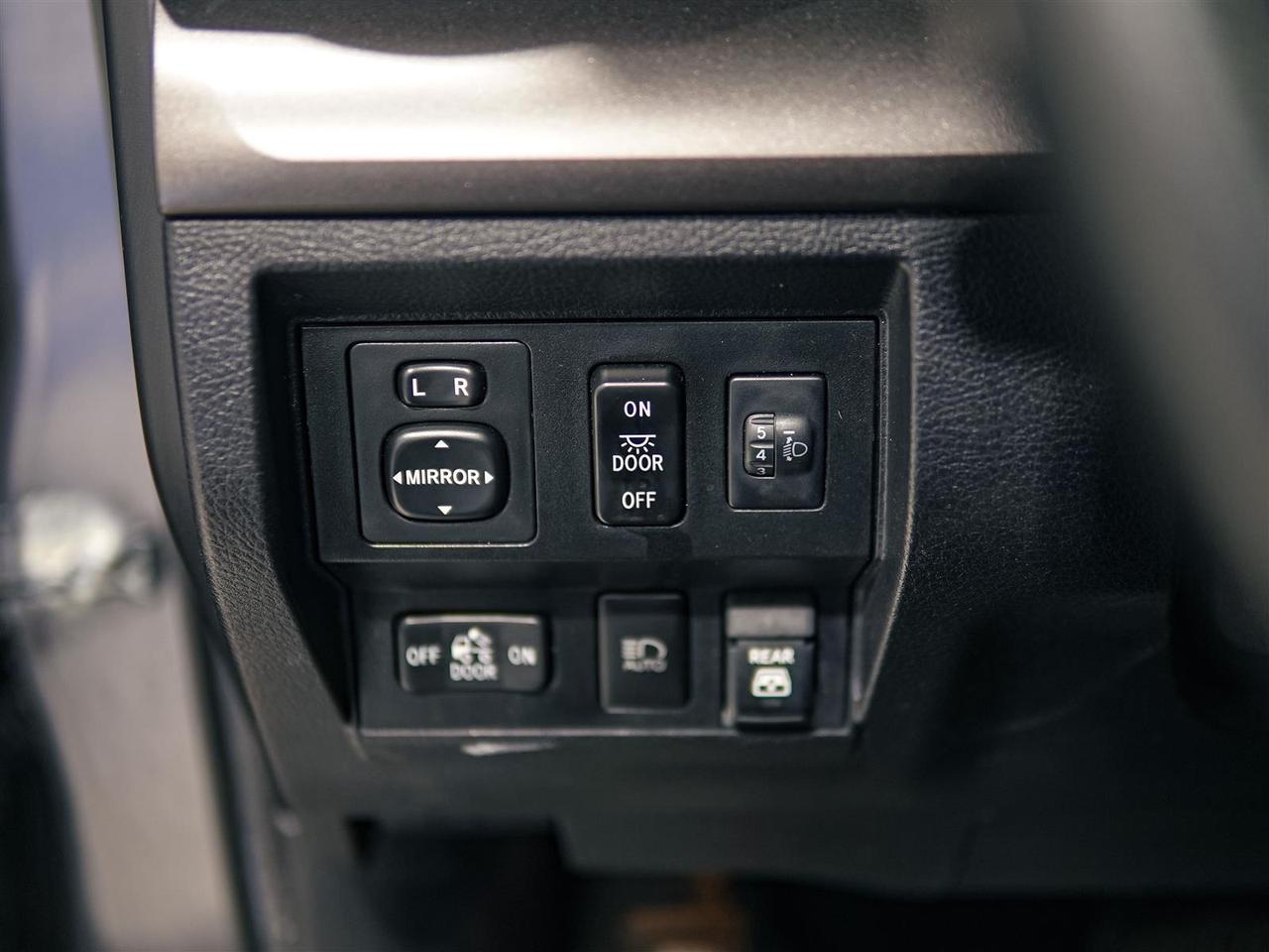 2020 Toyota Tundra CREW MAX | 4X4 | 5.7 | 8 CYL | TRD SPORT | LEATHER | ROOF Photo