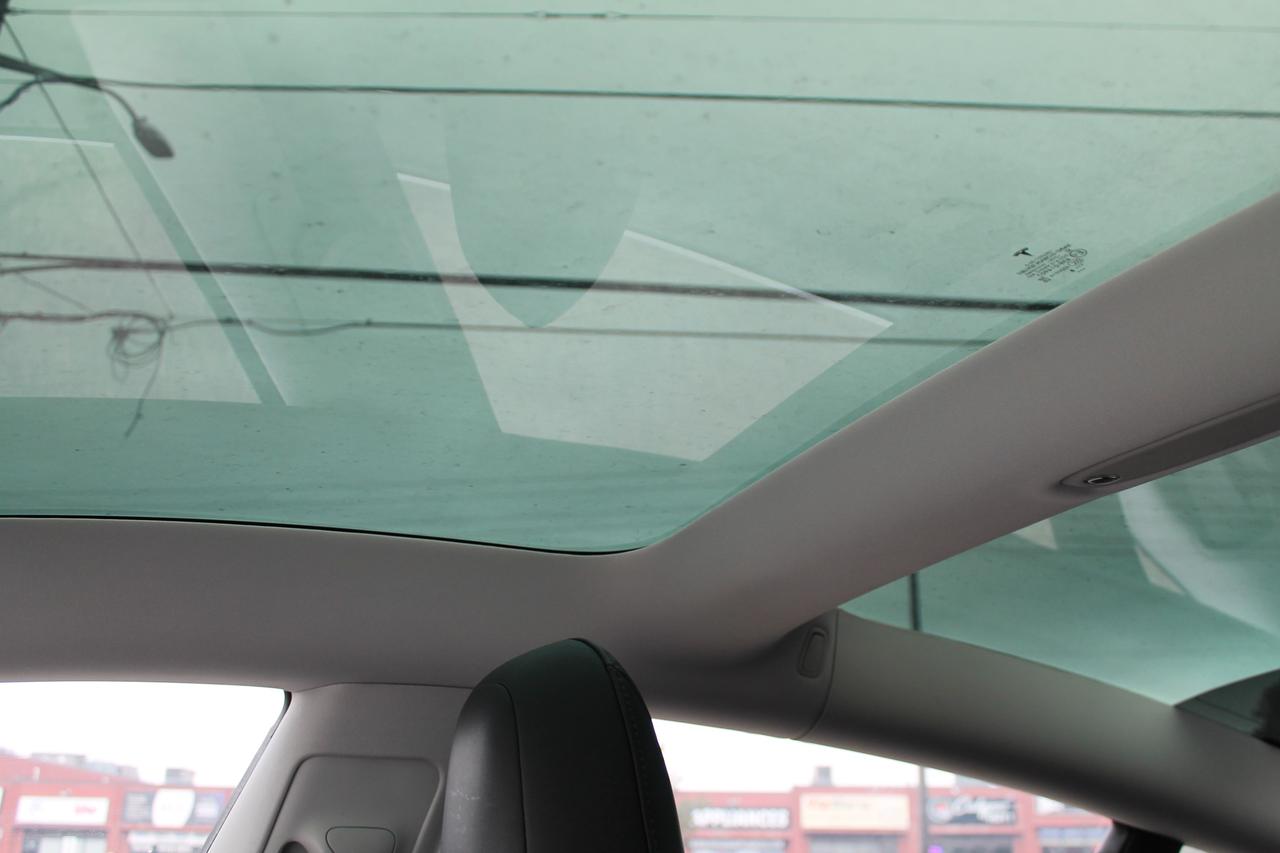 2018 Tesla Model 3 LONG RANGE Photo