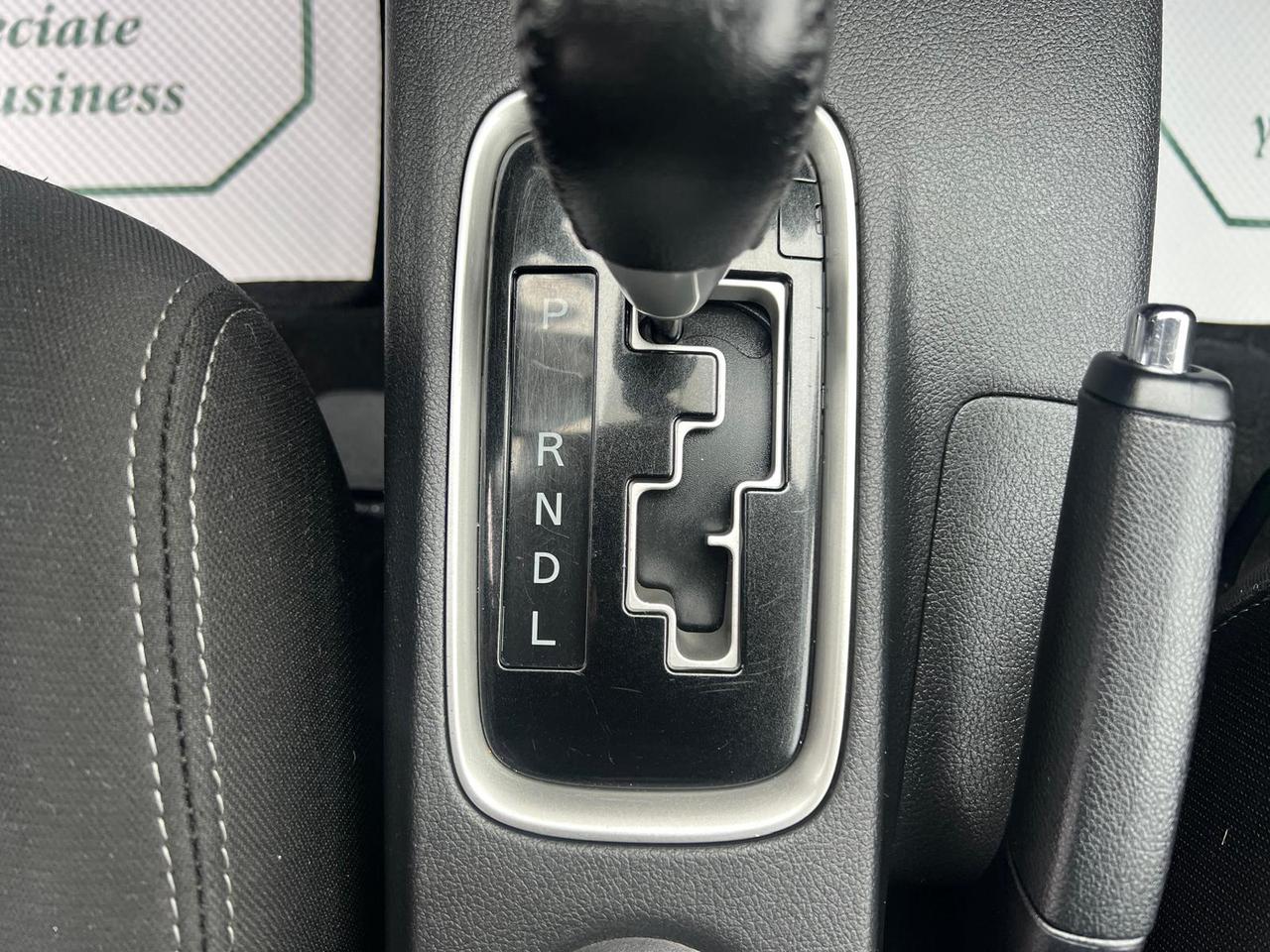 2015 Mitsubishi Outlander SE Photo