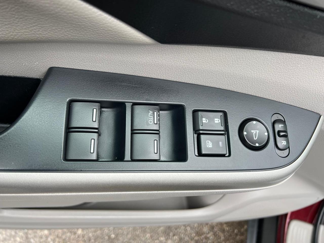 2014 Honda CR-V Touring Photo