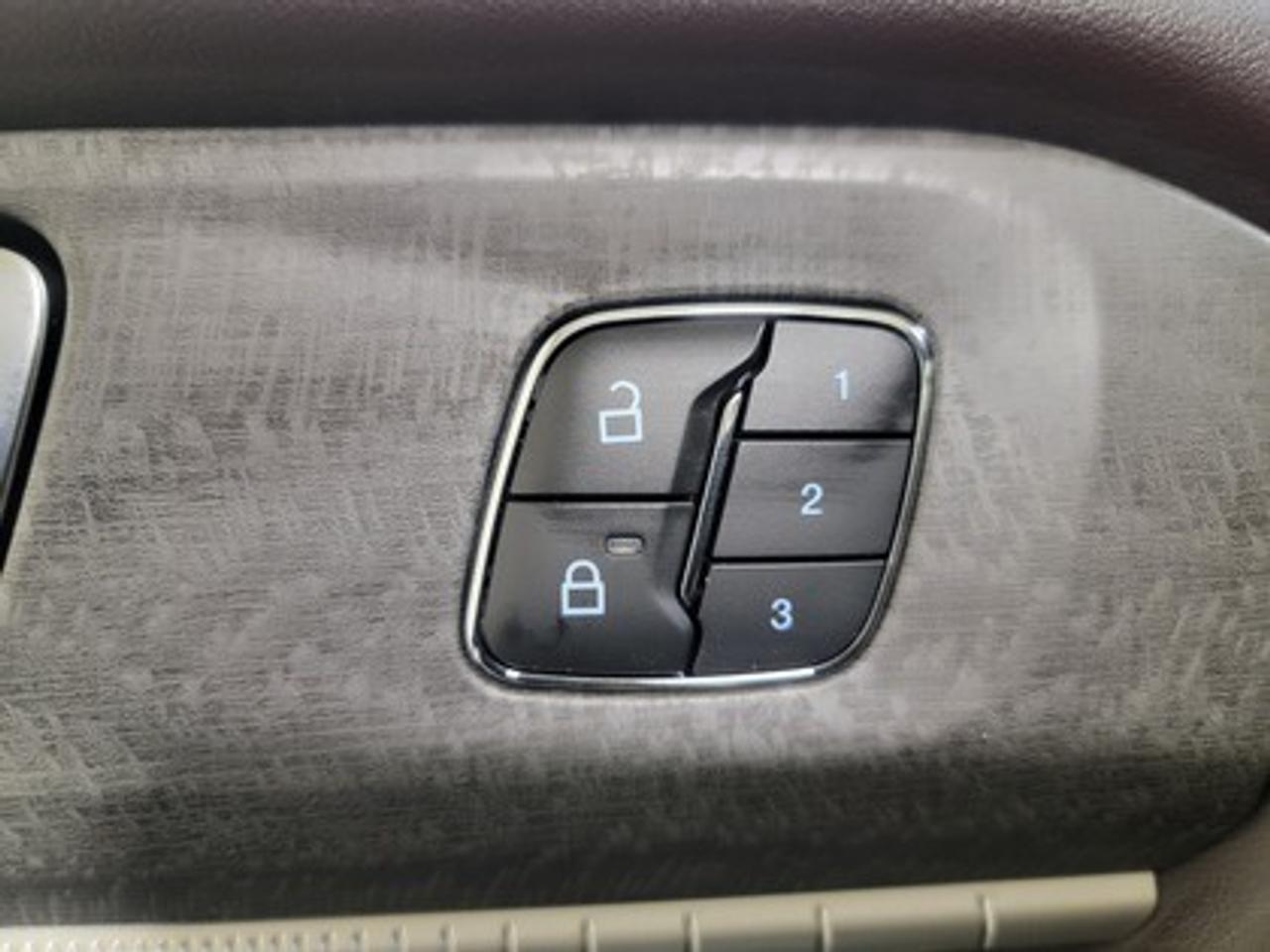 13786410