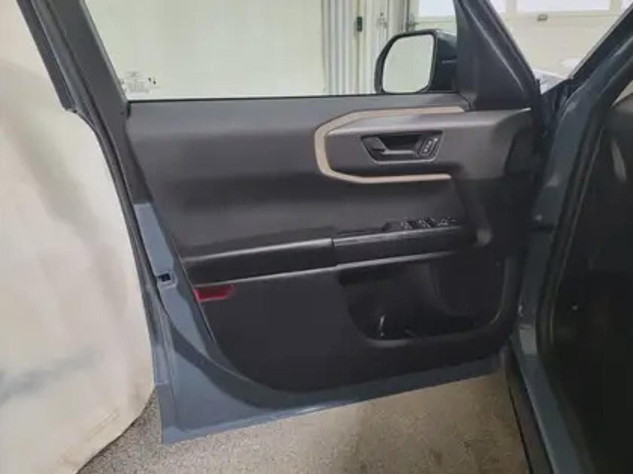 13786443.822295707