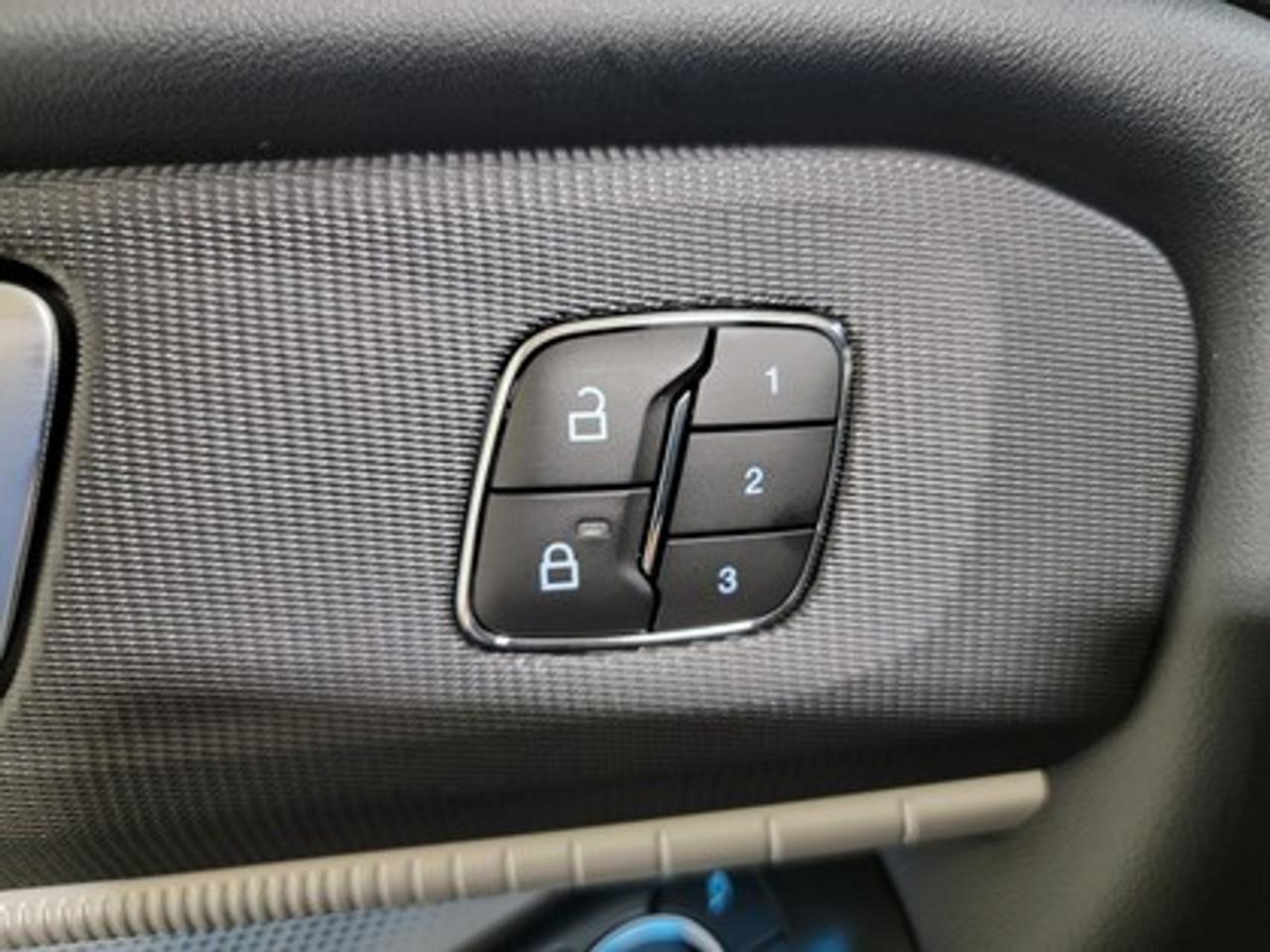 13786452